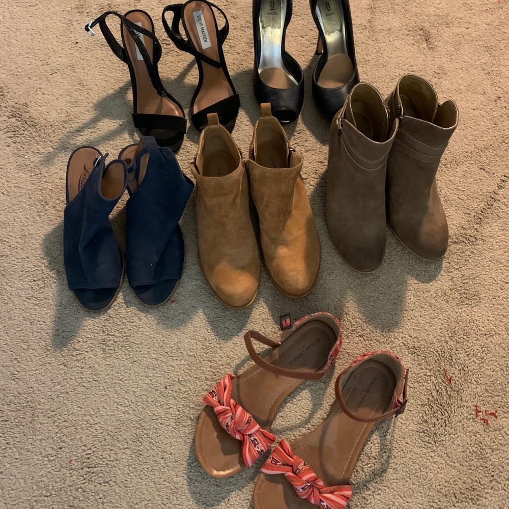 6 Pairs of Shoes size 7